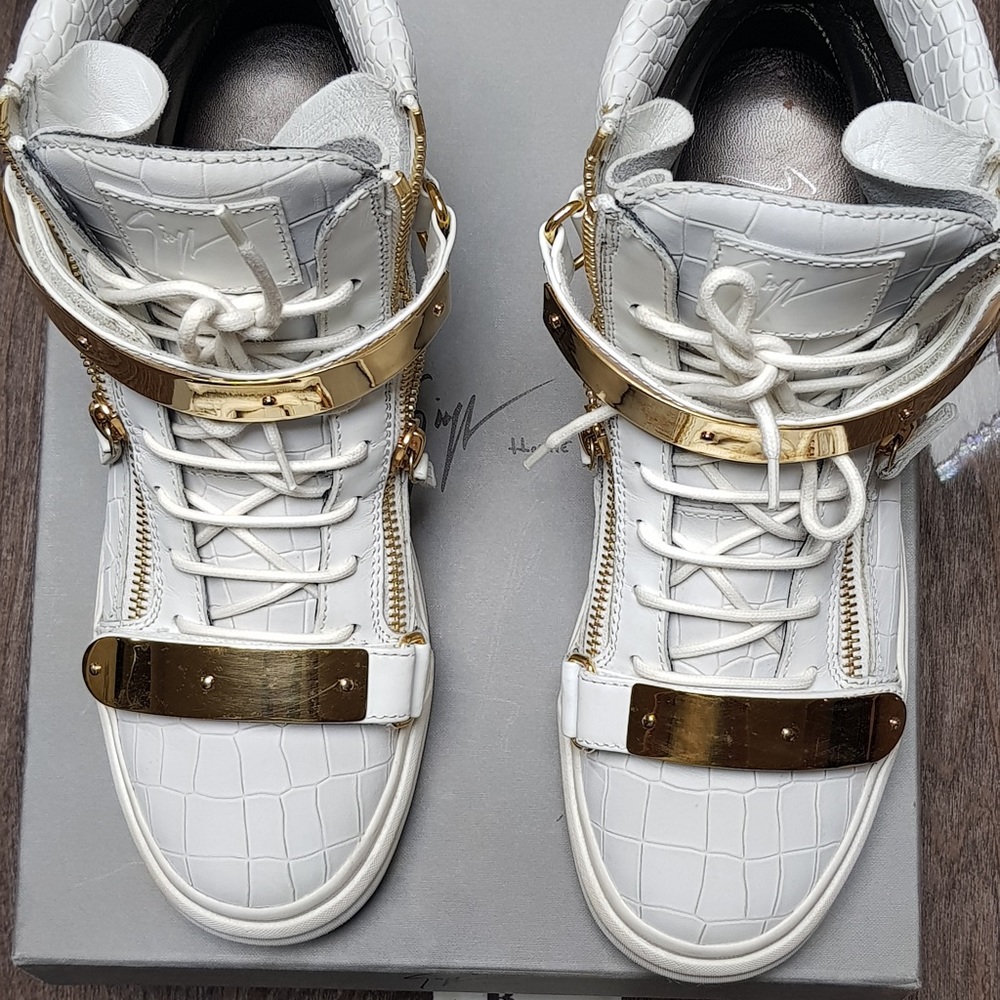 Giuseppe Zanotti